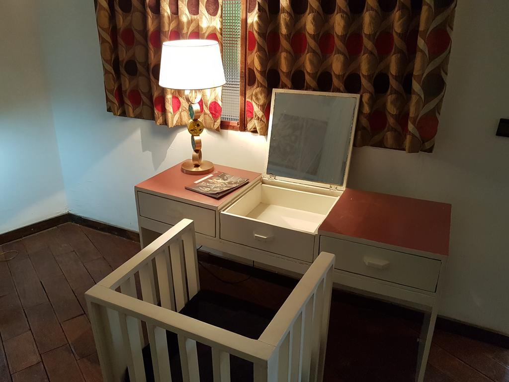 אבידג'אן Bushman Cafe Hotel מראה חיצוני תמונה